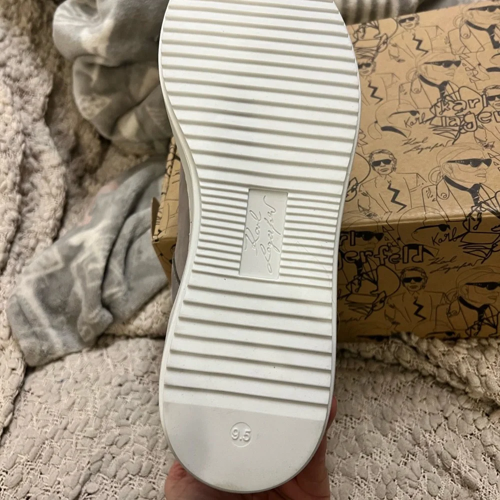 Karl Lagerfeld men shoes size 9.5 NWT